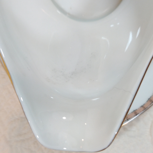 J&C Bavarian Hand-painted Rose Gravy Boat Gold Trim - Picture 8 of 12